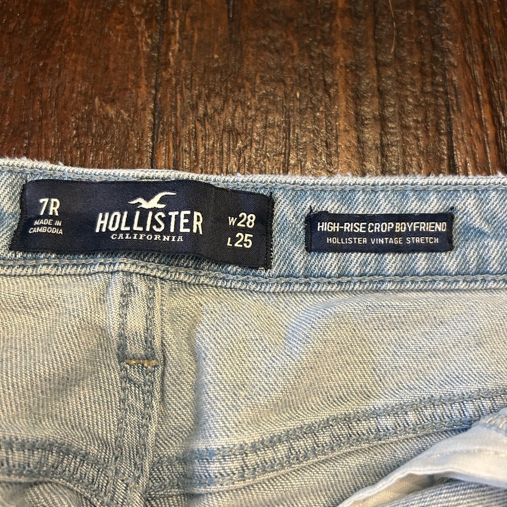 Hollister Boyfriend Light Blue Vintage Stretch Jeans - Picture 3 of 8